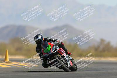 media/Apr-09-2023-SoCal Trackdays (Sun) [[333f347954]]/Turn 14 (1015am)/